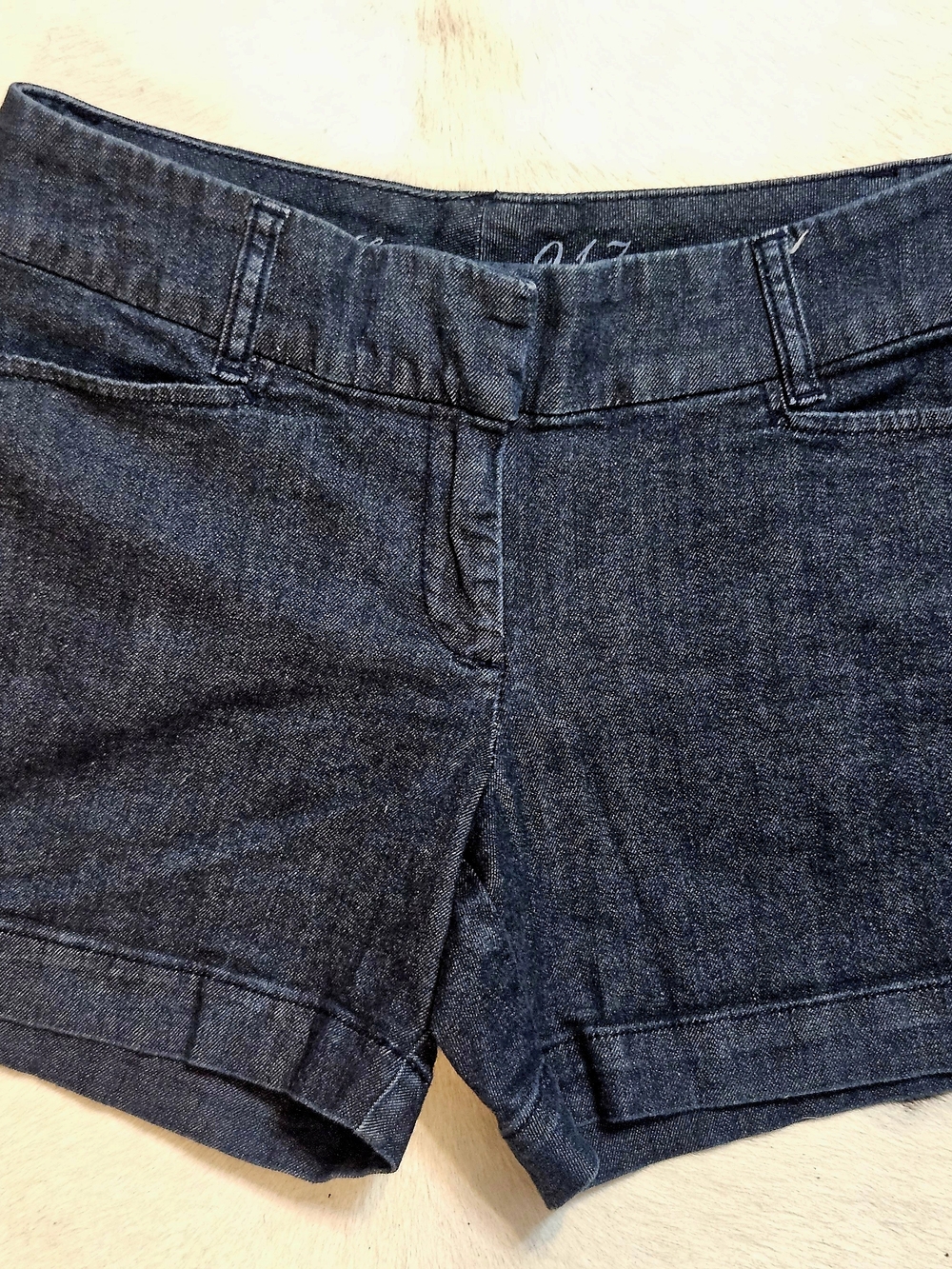 The Limited Dark Indigo Denim Short Shorts Sz 6 - Picture 2 of 5